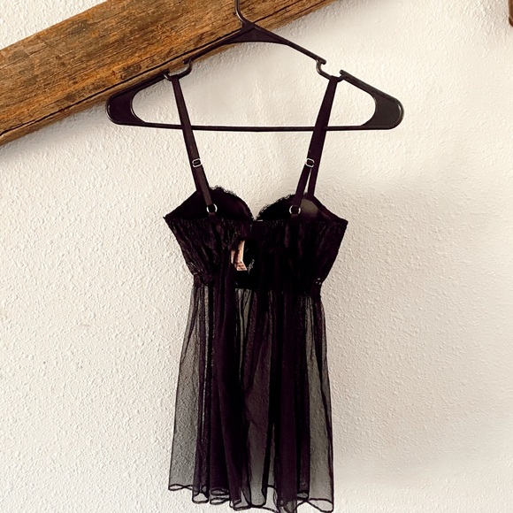 NWT Victoria’s Secret Black Lace Lingerie 32 D - Picture 4 of 5